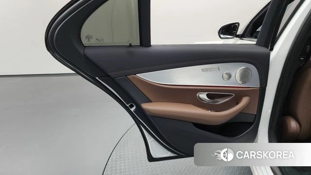 Mercedes-Benz E-Class W213 id 4355607 из Кореи 17