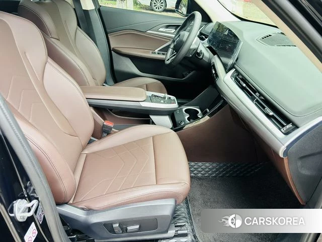 BMW X1 id 4276951 из Китая 17
