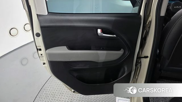 Kia The New Kia Ray EV id 4941608 из Кореи 17