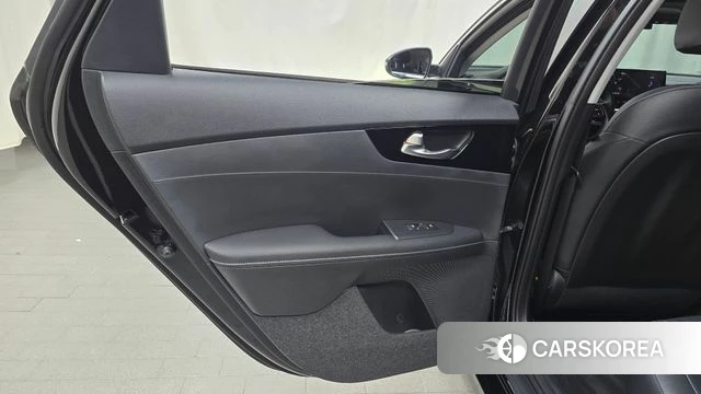 Kia The New K3 2nd generation id 4292938 из Кореи 17