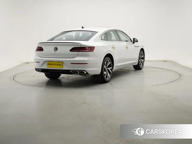 Volkswagen CC id 3920825 из Китая 17
