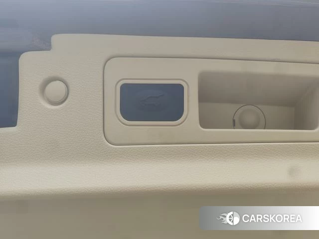Buick GL8 id 3901823 из Китая 17