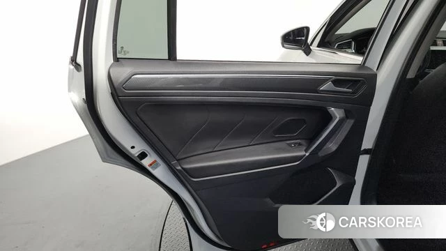 Volkswagen Tiguan Allspace id 4284060 из Кореи 17
