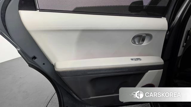 Hyundai Ionic 5 id 4303398 из Кореи 17
