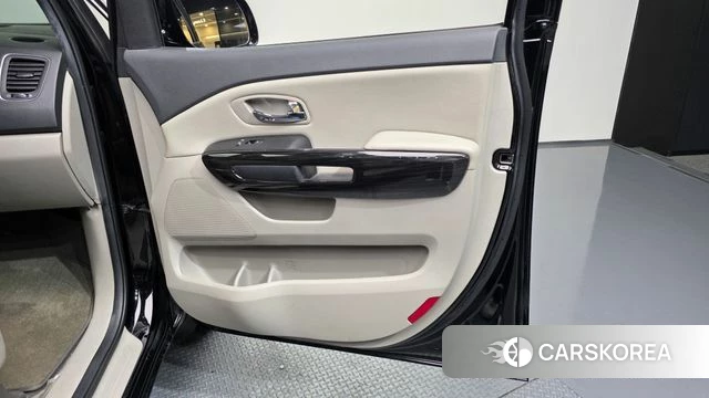 Kia The New Carnival id 4331134 из Кореи 17