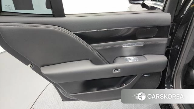 Genesis G90 (RS4) id 4249216 из Кореи 17
