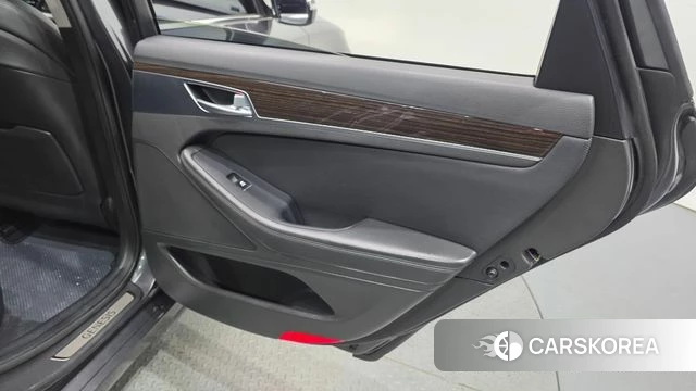 Genesis G80 id 4310888 из Кореи 17