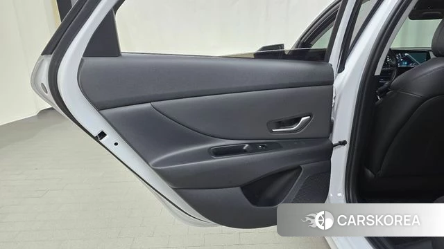 Hyundai The New Avante (CN7) id 4414579 из Кореи 17