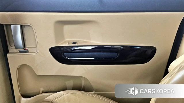 Kia The New Carnival id 4245975 из Кореи 17