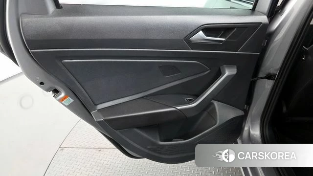 Volkswagen 7th Generation of Jetta id 4337208 из Кореи 17
