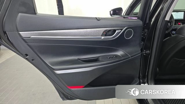 Hyundai Grandeur IG id 4699034 из Кореи 17