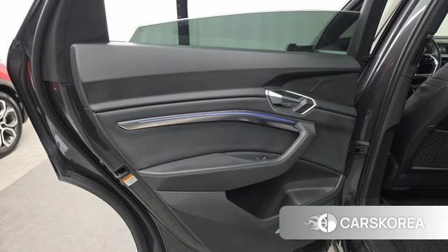 Audi e-Tron id 4835756 из Кореи 17