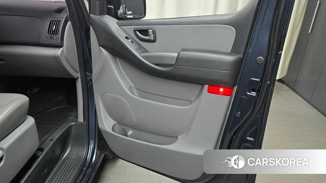 Hyundai The New Grand Starex id 4520793 из Кореи 17