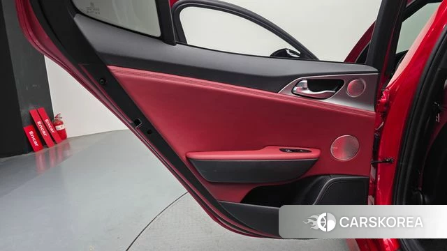 Kia Stinger id 4310270 из Кореи 17