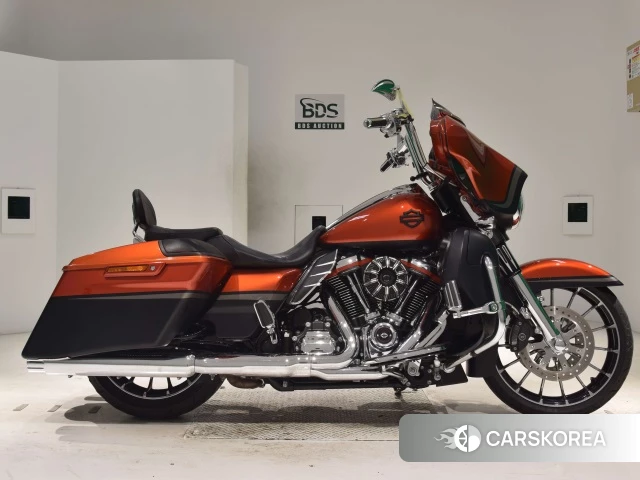 Проданный Harley-Davidson Street Glide FLHXSE1920 CVO 2018 из Японии