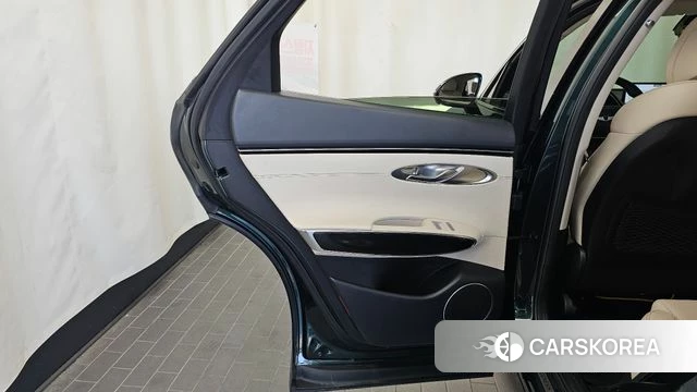 Genesis GV70 id 4894107 из Кореи 17