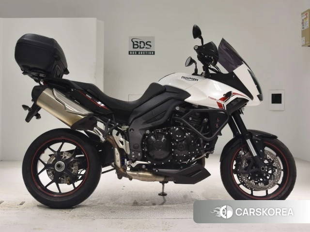 Проданный Triumph TIGER 1050 2013 из Японии