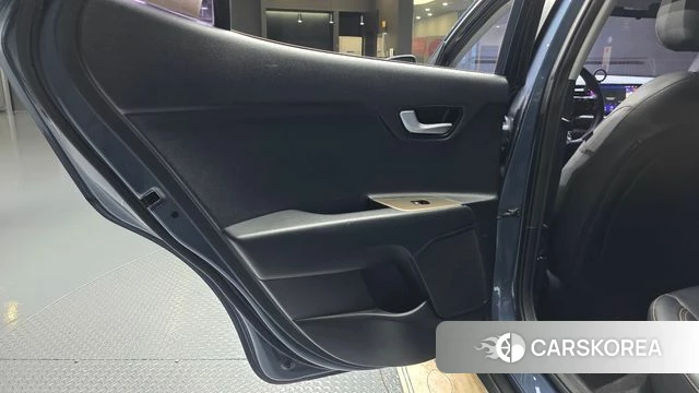 Kia Stonic id 4465730 из Кореи 17