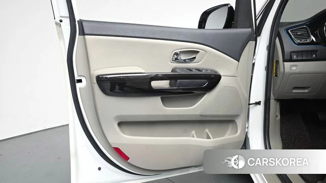 Kia The New Carnival id 4557515 из Кореи 17