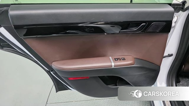 Hyundai Grandeur Hybrid (GN7) id 4880331 из Кореи 17