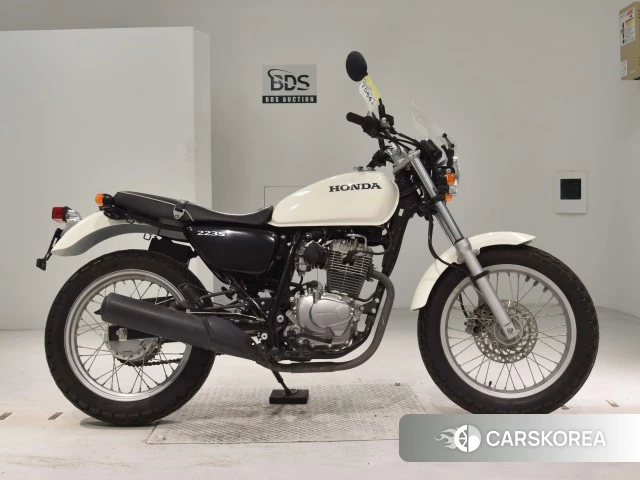Проданный Honda CB223S 2014 из Японии
