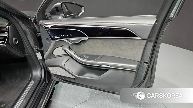 Audi A8 (D5) id 4203047 из Кореи 17