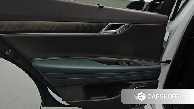 Genesis G80 (RG3) id 4476206 из Кореи 17