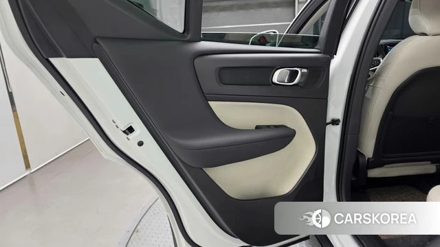 Volvo XC40 id 4249125 из Кореи 17