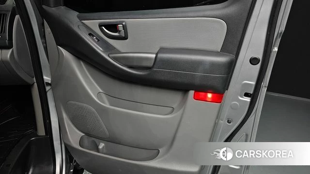 Hyundai The New Grand Starex id 4594506 из Кореи 17