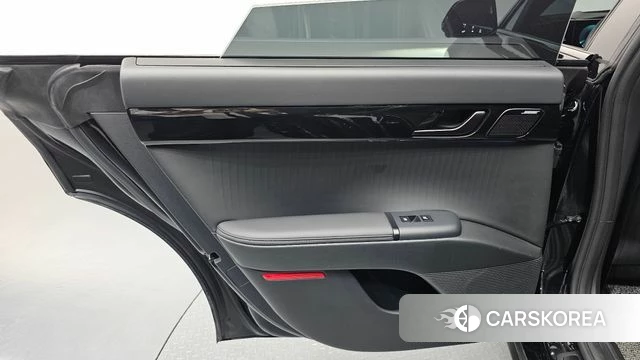 Hyundai Grandeur Hybrid (GN7) id 4640533 из Кореи 17