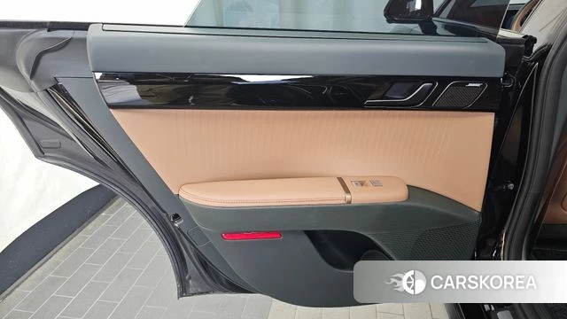 Hyundai Grandeur Hybrid (GN7) id 4897740 из Кореи 17