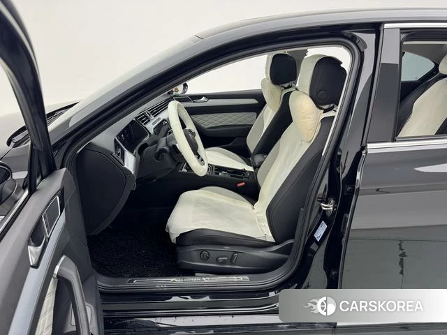 Volkswagen Magotan id 4258706 из Китая 17