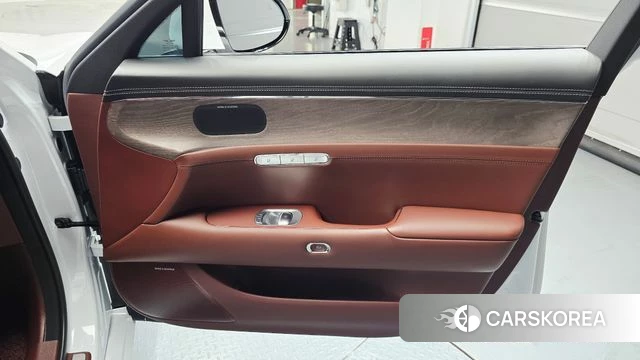 Genesis G90 (RS4) id 4309076 из Кореи 17