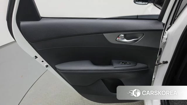 Kia Come New K3 id 4770453 из Кореи 17