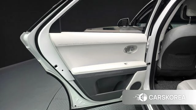 Hyundai Ionic 5 id 4590712 из Кореи 17