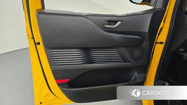 Hyundai Staria id 4280341 из Кореи 17