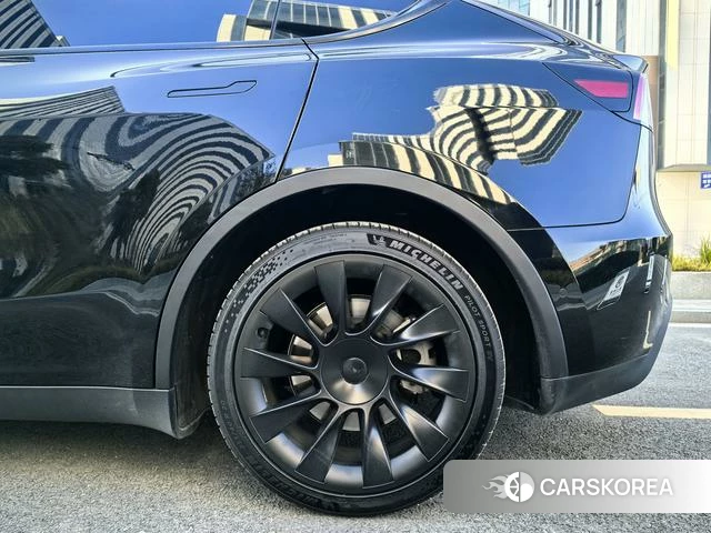 Tesla Model Y id 4205777 из Китая 17