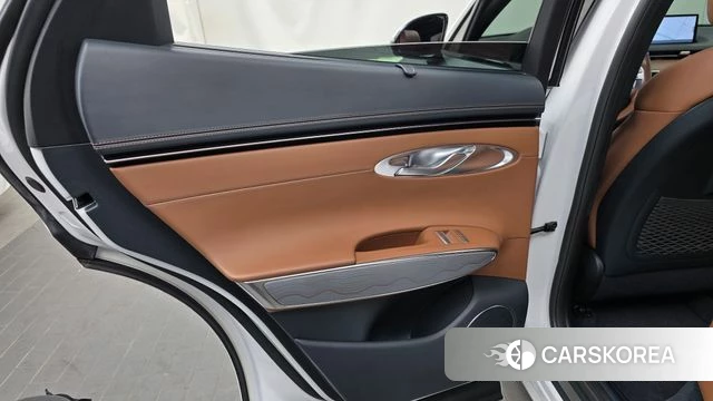 Genesis GV70 id 4429203 из Кореи 17