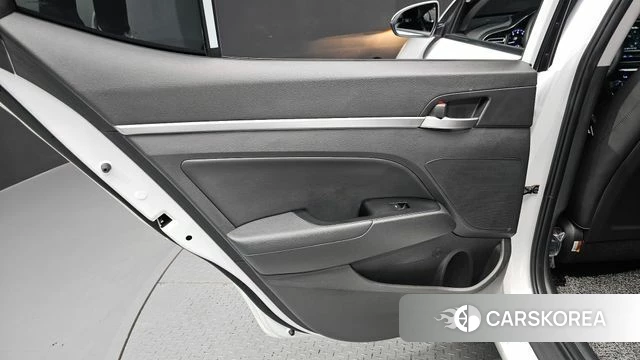 Hyundai The New Avante AD id 4430155 из Кореи 17