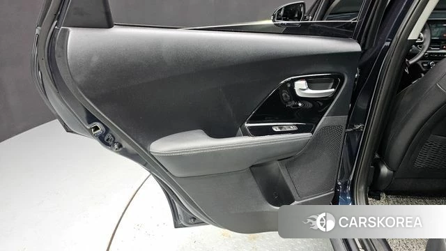 Kia The New Niro id 4403210 из Кореи 17