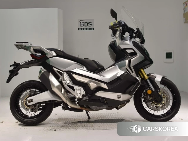 Проданный Honda X-ADV 750 2017 из Японии, фото 2