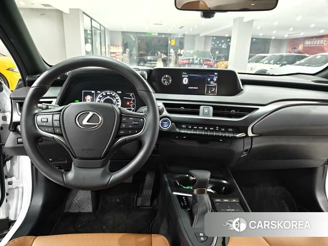 Lexus UX id 4301861 из Китая 17