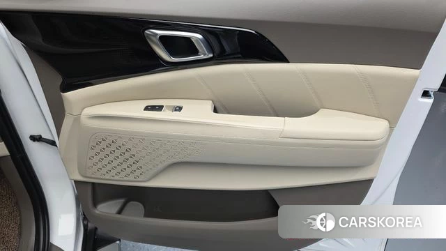 Kia The New Carnival 4th Generation id 4571010 из Кореи 17