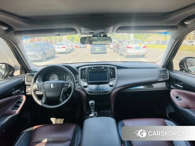 Toyota crown id 4220891 из Китая 17