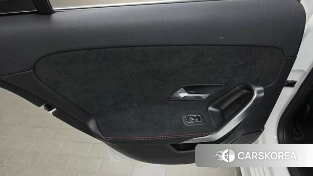 Mercedes-Benz A-Class W177 id 4731632 из Кореи 17