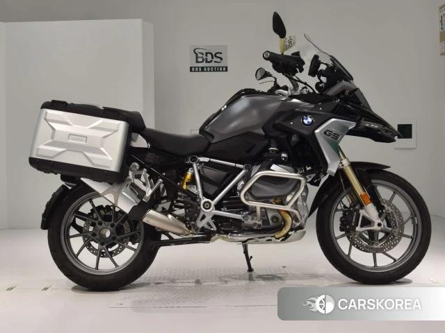 Проданный BMW R1250GS 2019 из Японии