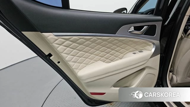 Genesis G70 id 4759801 из Кореи 17