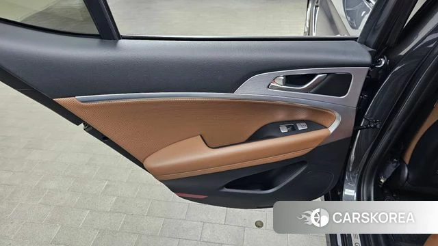 Genesis G70 id 4610342 из Кореи 17