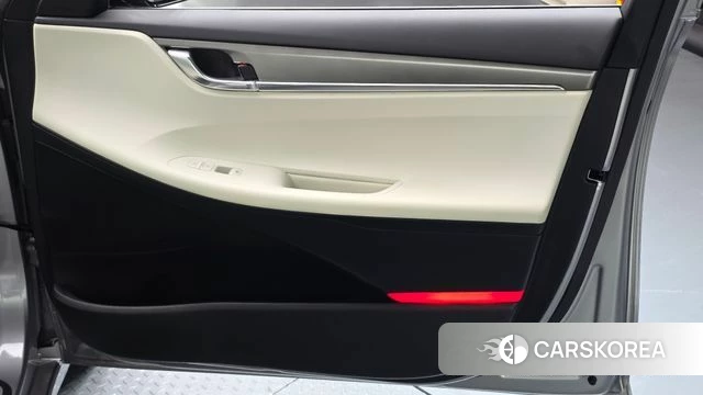 Hyundai The New Grandeur IG Hybrid id 4848959 из Кореи 17