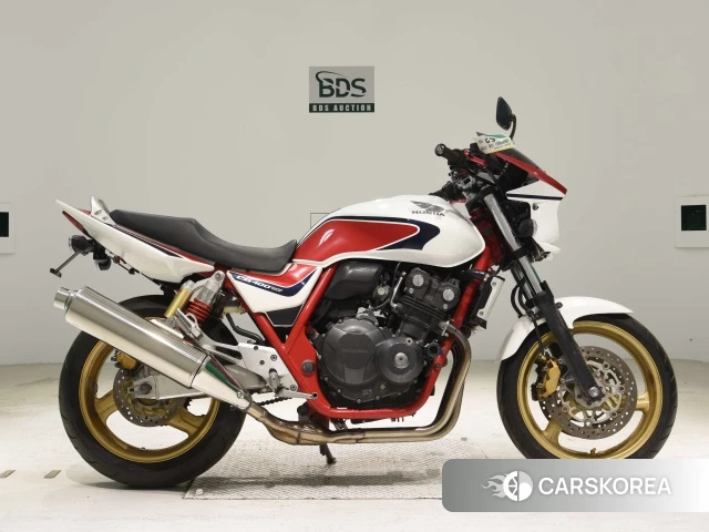 Проданный Honda CB400SF 2011 из Японии, фото 2